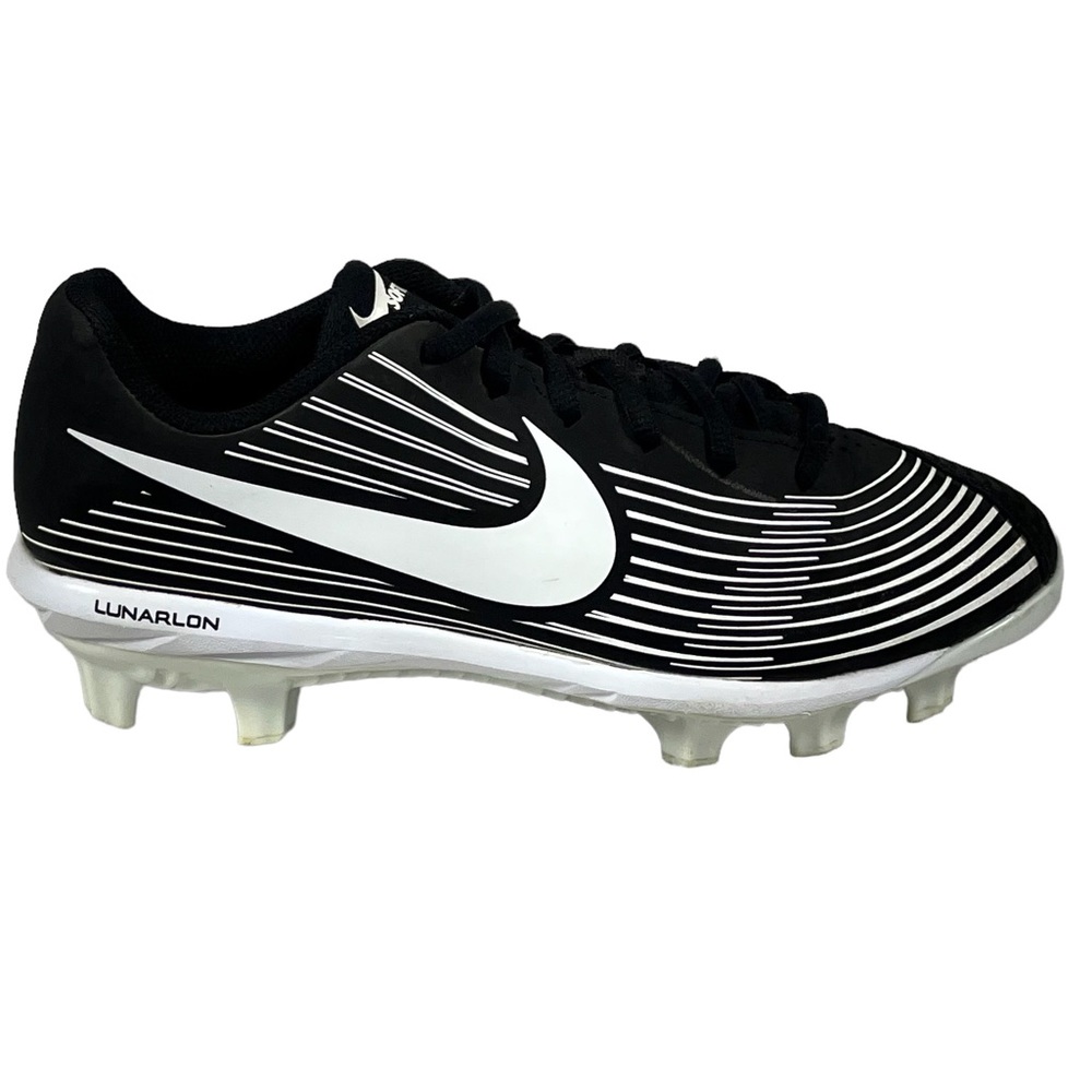 Nike Black & White Women's Soccer Cleats with Swoosh Graphic